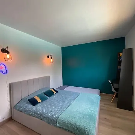 Le Delta - 24h Du Mans - Piscine - 7 Pers - Reve Au Mans Casa de Férias *
